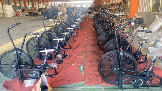 OEM Steel Air Spinning Bike Body Gym Sepeda Udara Memuat 150kg