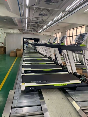 Mesin Lipat Layar LCD Menjalankan Peralatan Olahraga Treadmill Beban 150kg